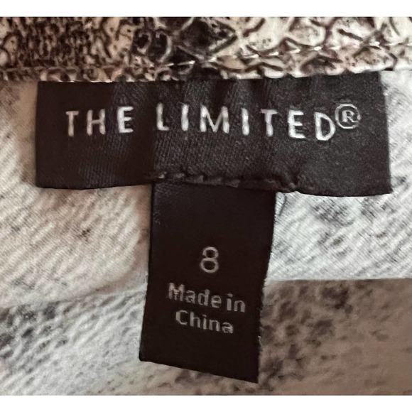 The Limited Snakeskin Putty Long Wraparound‎ Skirt Side Zipper & Tie Size 8 NWT - Picture 3 of 4